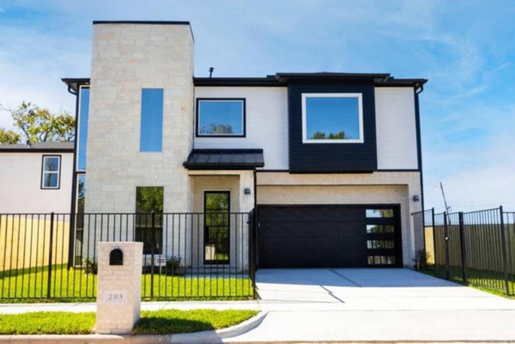 Cute Cozy House Close To Major Sporting Events And Restaurants Houston Ngoại thất bức ảnh